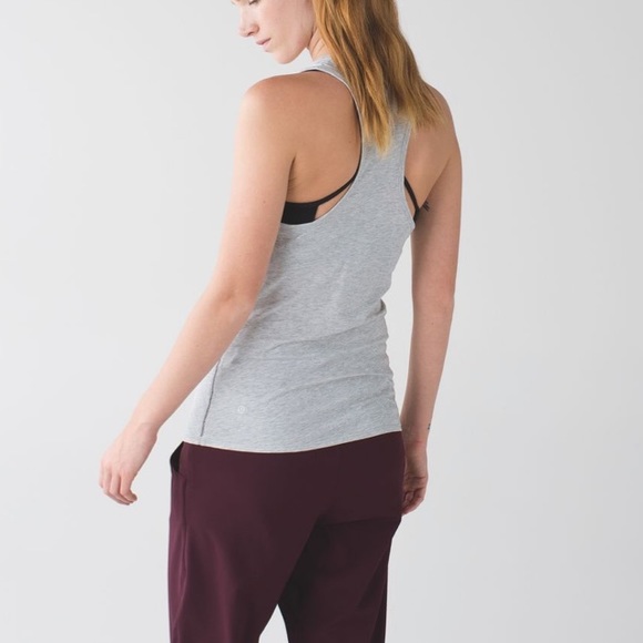 Lululemon superb tank - vita sea w graphic - Picture 2 of 7